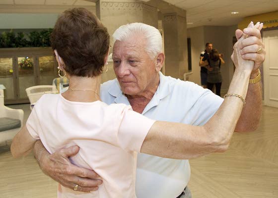 Seashore Gardens raises funds through ballroom dancing class